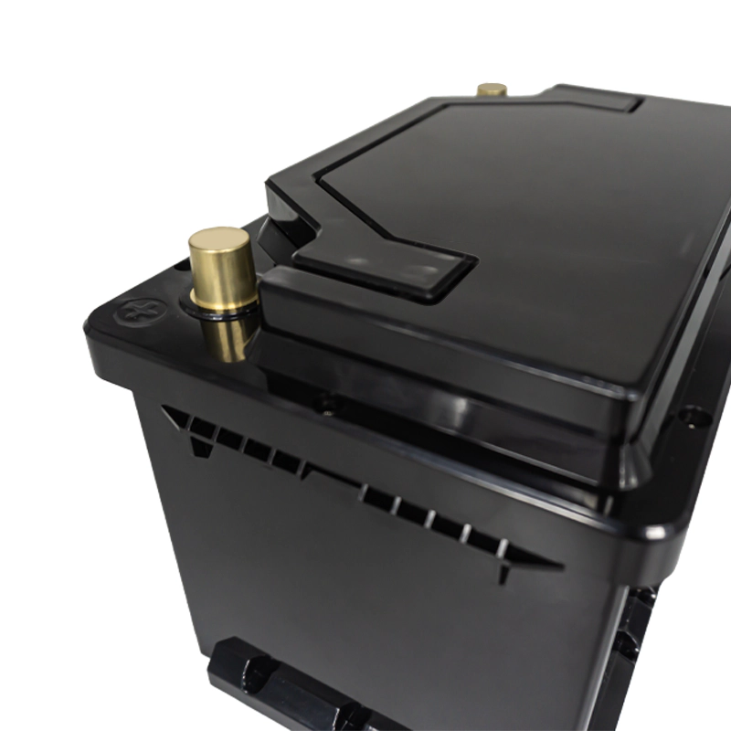 Batterie au lithium Ultimatron 12,8 V 100 Ah avec BMS intelligent et Bluetooth