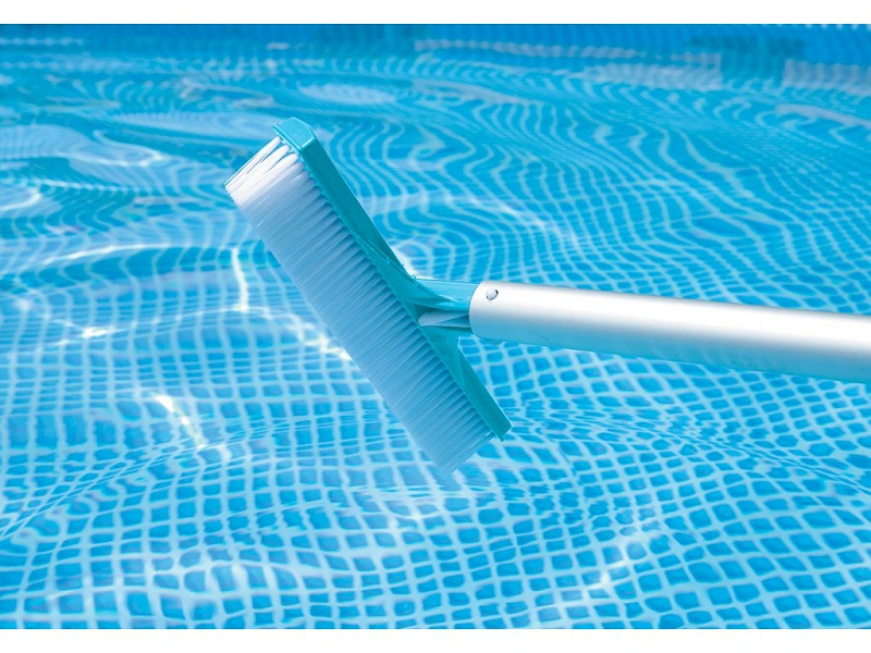 Kit entretien piscine Intex Deluxe avec aspirateur et manche 279 cm