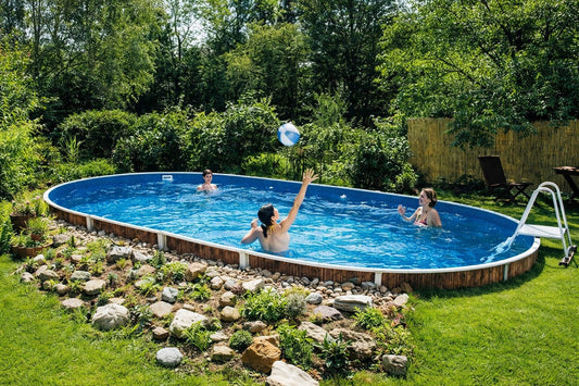 Piscine ovale semi-enterrée en bois Azuro 5,5 x 3,7 x 1,2 m