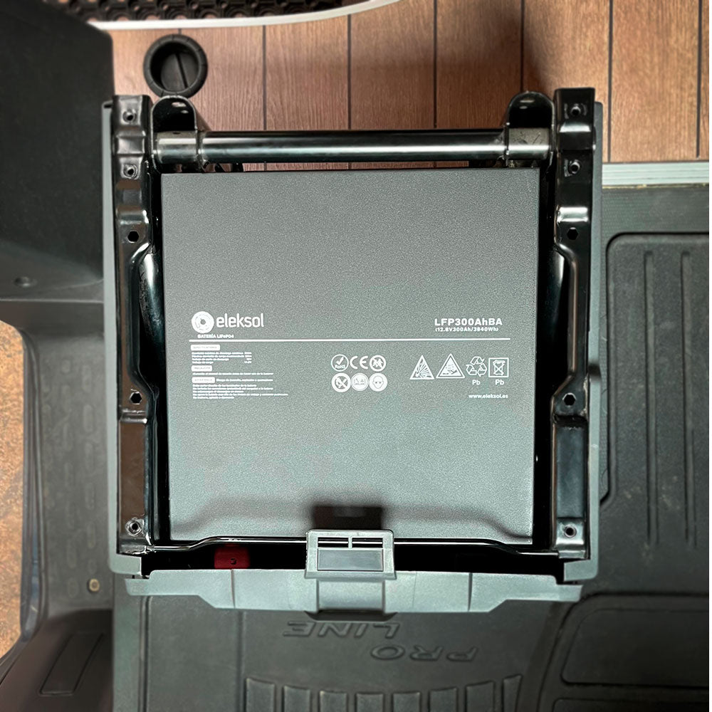 Batterie LiFePO4 Eleksol 12,8V 300Ah Bluetooth pour camping-car