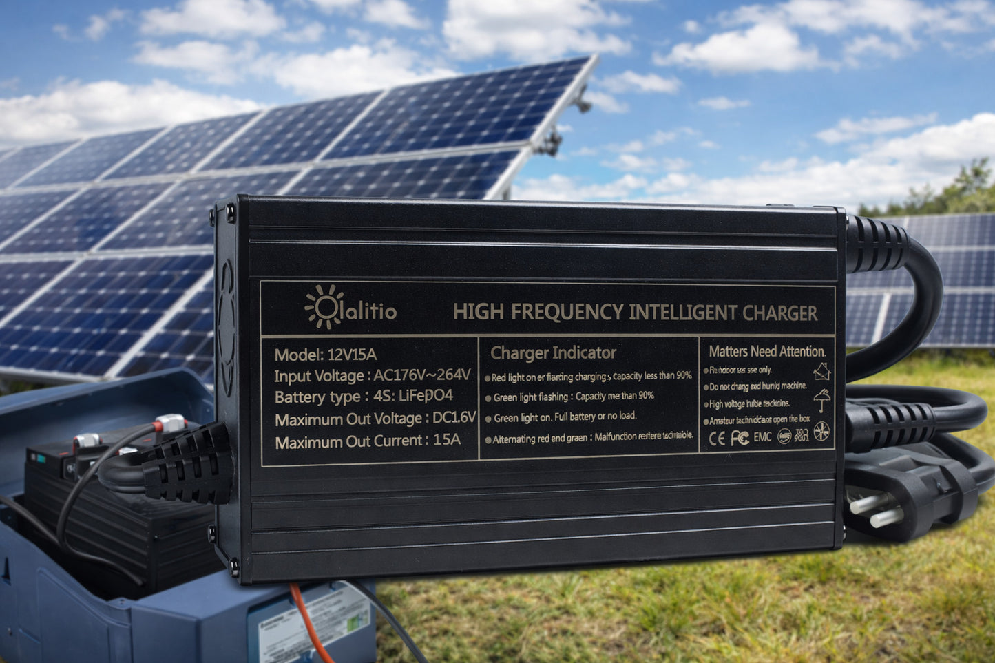Chargeur LiFePO4 12V 15A Chargeur Batterie Lithium Solaire 14,6V