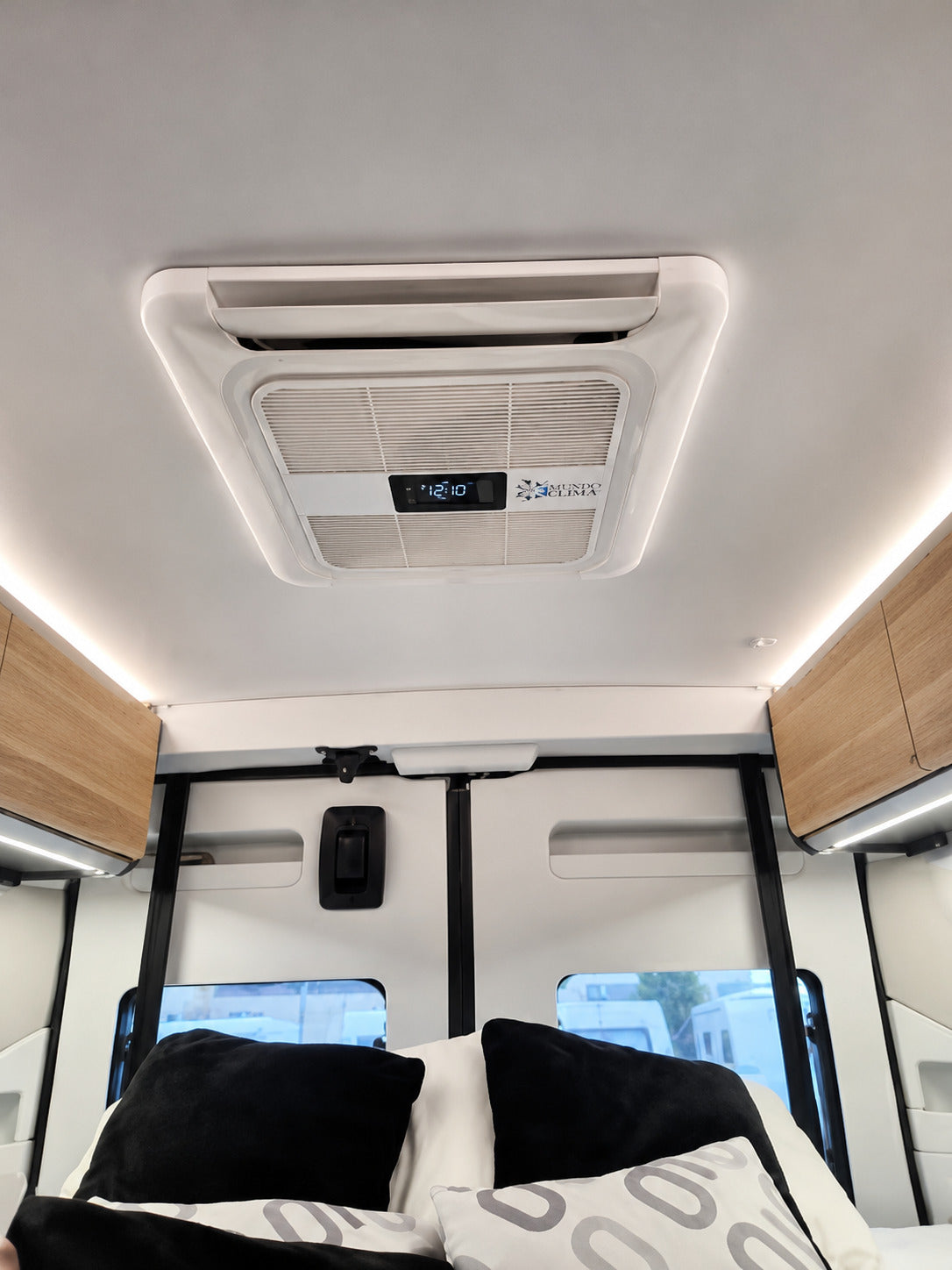 Climatiseur 12V camping-car 2000 W 6800 BTU toit OLA-12-2000-PAC
