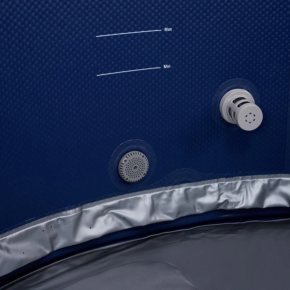 Jacuzzi MSpa Naval avec une capacité de 6 personnes