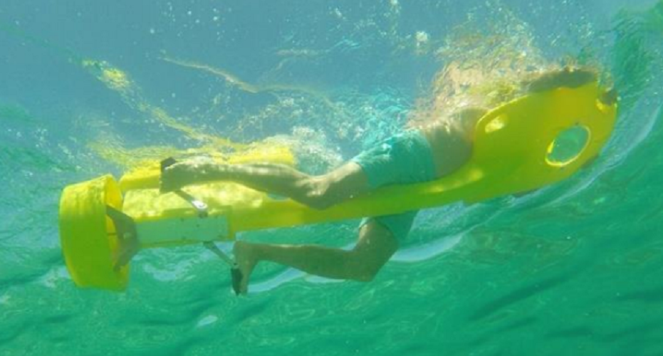 VELOSUB Système de propulsion aquatique à pédales pour la plongée en apnée et la natation en piscine